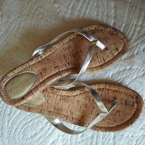 Apostrophe sandals